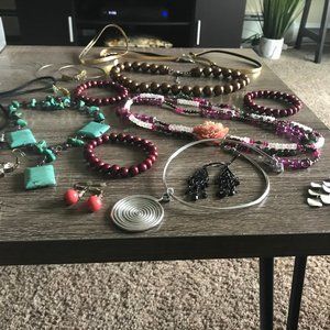 Kissaka necklace, fashion earrings and necklaces!